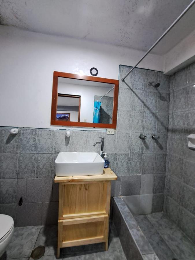 Hotel Alpamayo Guest House Huaraz  Exteriör bild